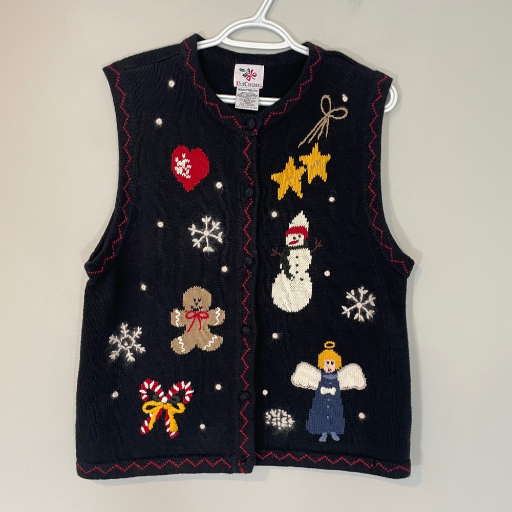 NutCracker Womens‎ M Black Christmas Holiday Button Front Sweater Vest Party
